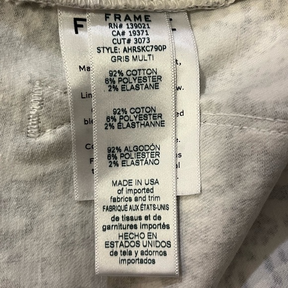 FRAME Ali High-Rise Cigarette Python Print Jeans size 26 - Picture 8 of 12